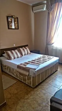 Superior Tek Büyük veya İki Ayrı Yataklı Oda