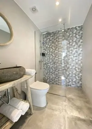 Deluxe Üç Kişilik Oda