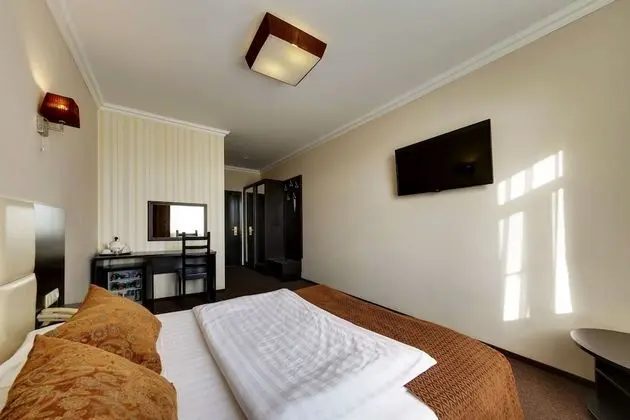 Comfort Tek Büyük veya İki Ayrı Yataklı Oda