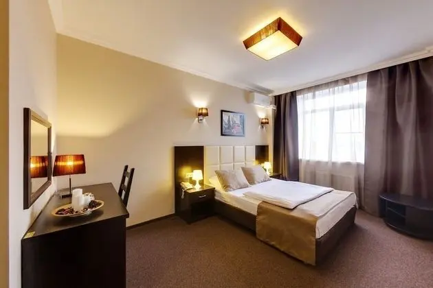 Comfort Tek Büyük veya İki Ayrı Yataklı Oda