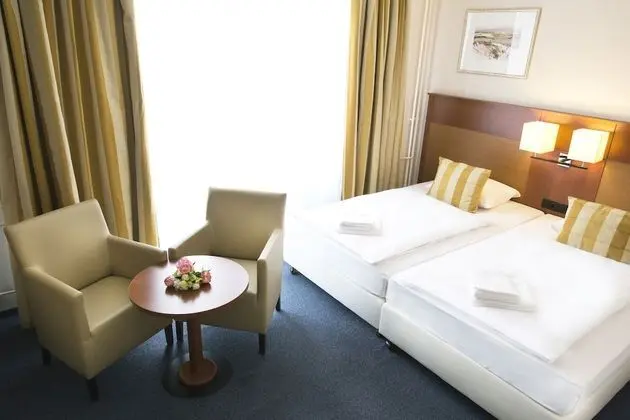 Tek Büyük veya İki Ayrı Yataklı Oda