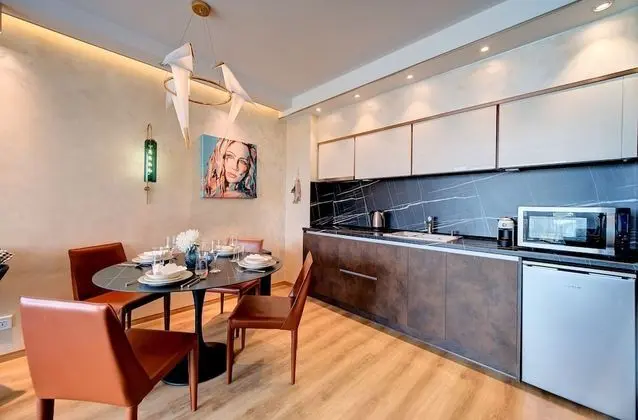 Luxury Apart Daire, 1 En Büyük (King) Boy Yatak ve Çekyat, Deniz Manzaralı, Denize Sıfır