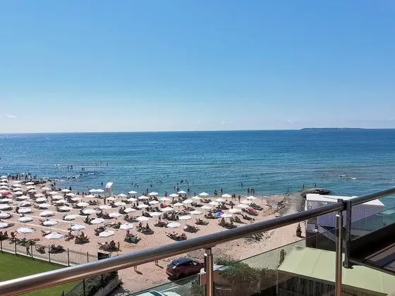 Luxury Apart Daire, 1 En Büyük (King) Boy Yatak ve Çekyat, Deniz Manzaralı, Denize Sıfır
