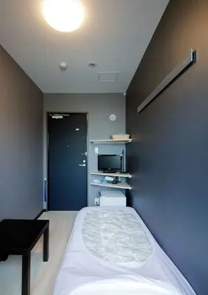 Tek Kişilik Oda, Sigara İçilebilir, Ortak Banyo