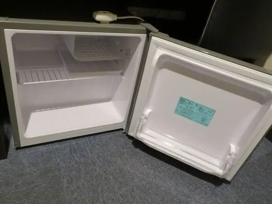 Tek Kişilik Oda, Sigara İçilmez, Ortak Banyo (B)