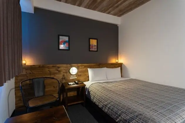 Tek Büyük Yataklı Oda, Sigara İçilmez