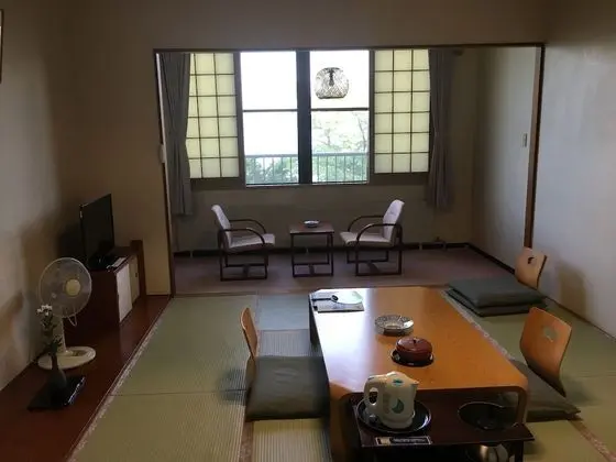 Traditional Oda, Sigara İçilmez, Göl Kenarı (Japanese Style)