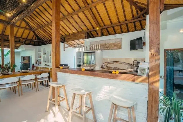 Basic Villa, Birden Çok Yatak