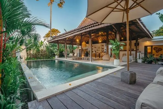 Basic Villa, Birden Çok Yatak