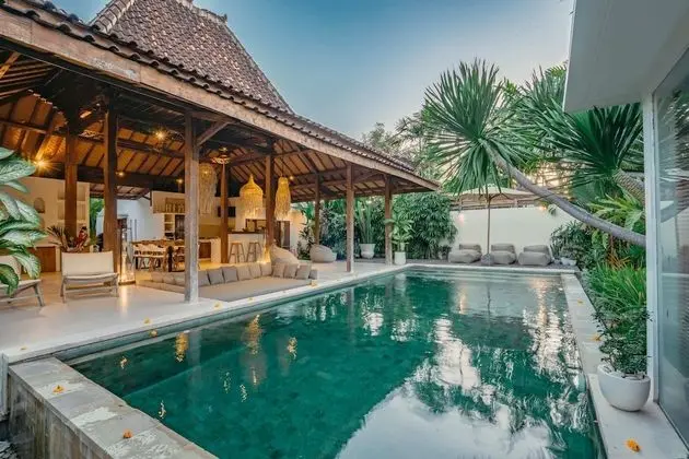 Basic Villa, Birden Çok Yatak