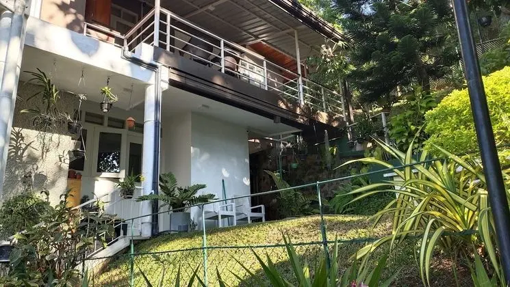Deluxe Tek Büyük Yataklı Oda (with Wooden Deck)