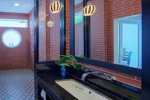 Deluxe Üç Kişilik Oda, Balkon