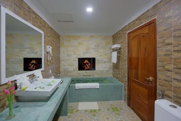 Premium Tek Büyük Yataklı Oda, Balkon