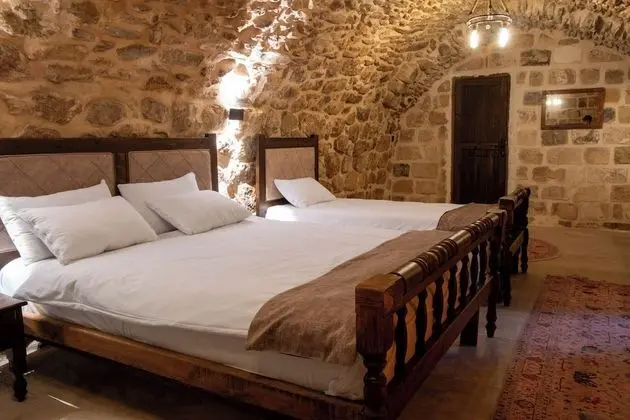 Honeymoon Suite Oda