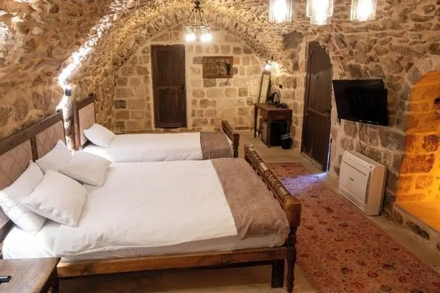 Honeymoon Suite Oda