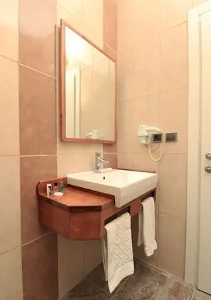 Deluxe Stüdyo Süit