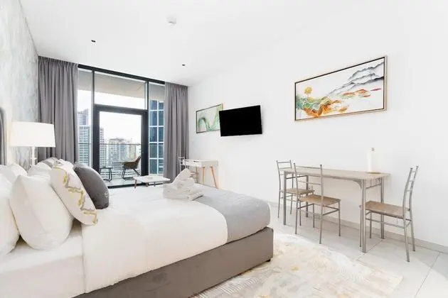 Deluxe Stüdyo, Havuz Kullanımı, Kanal Manzaralı