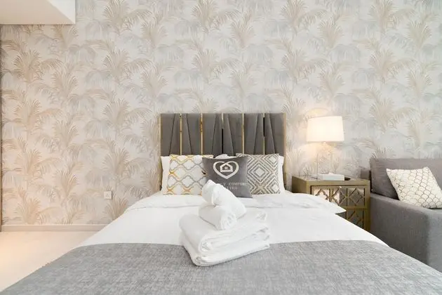 Deluxe Stüdyo, Havuz Kullanımı, Kanal Manzaralı