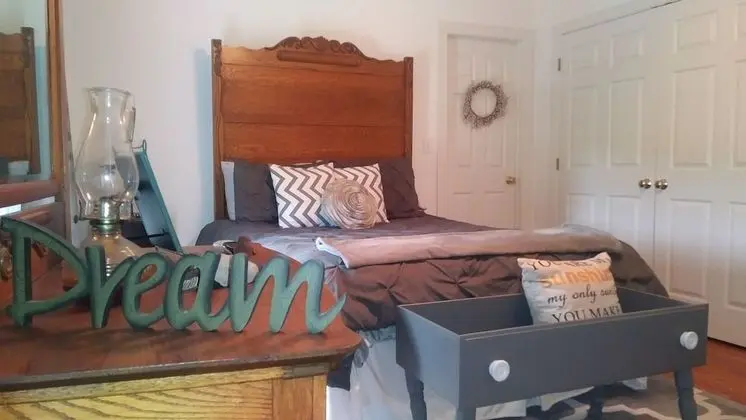 Tek Büyük Yataklı Oda