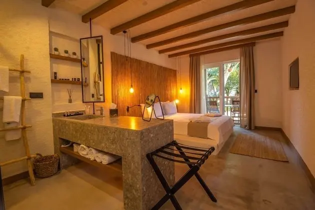 Queen suite