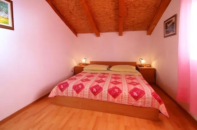 Apart Daire, Bahçe Manzaralı