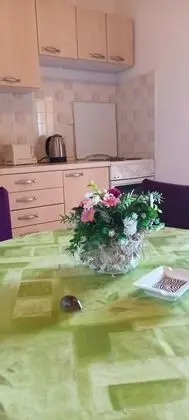 Apart Daire, Bahçe Manzaralı