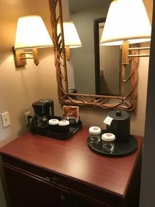 Classic Tek Büyük Yataklı Oda