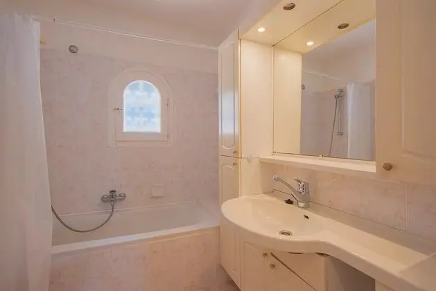 Villa, 4 Yatak Odası, Kişiye Özel Havuzlu