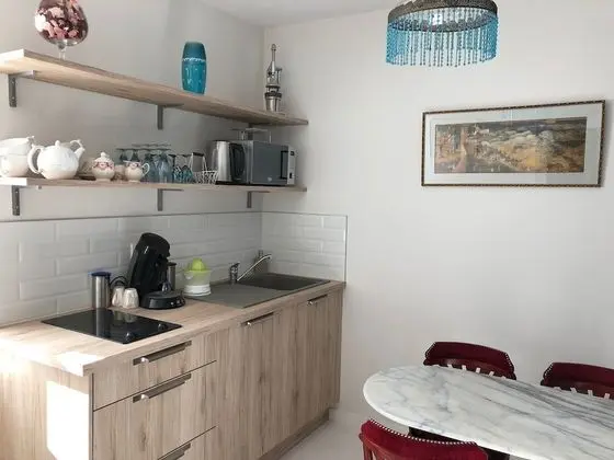 Deluxe Tek Büyük veya İki Ayrı Yataklı Oda (La Chambre Bleue)