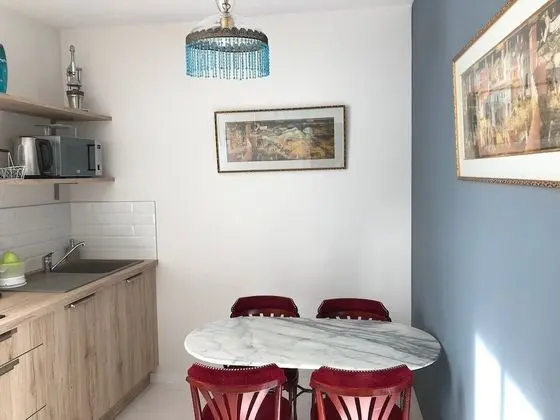 Deluxe Tek Büyük veya İki Ayrı Yataklı Oda (La Chambre Bleue)