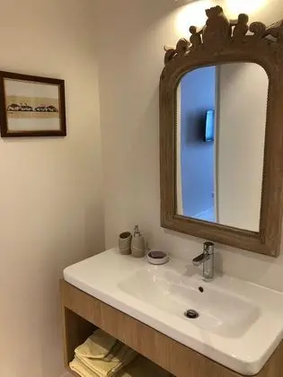 Deluxe Tek Büyük Yataklı Oda (La Chambre Rose)