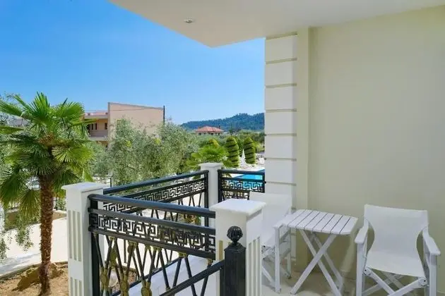Apart Daire, 1 Yatak Odası, Balkon, Havuz Manzaralı