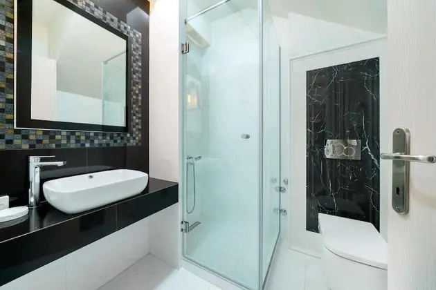 Apart Daire, 1 Yatak Odası, Balkon, Havuz Manzaralı