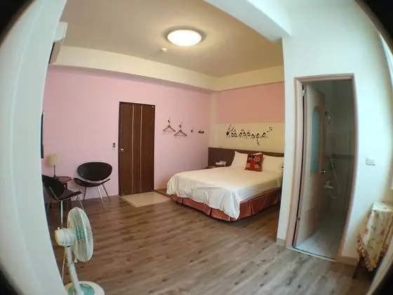 Premium Tek Büyük Yataklı Oda