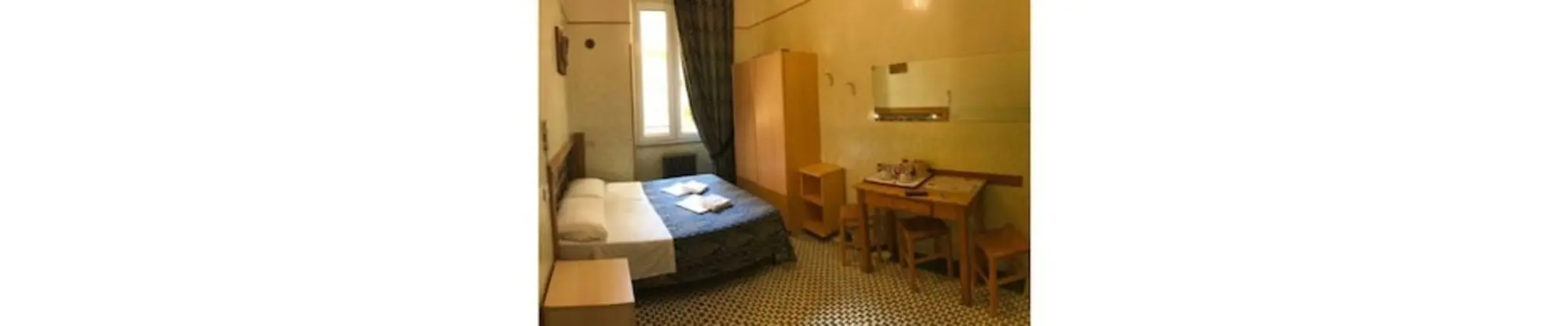 Tek Büyük Yataklı Oda