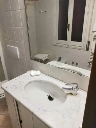 Basic Tek Büyük Yataklı Oda