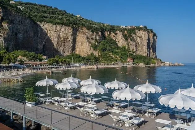 Executive Oda, Deniz Manzaralı, Denize Bakan
