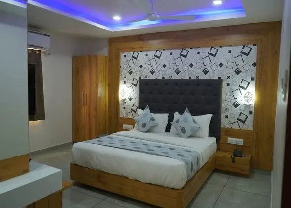 Deluxe Tek Büyük Yataklı Oda, Şehir Manzaralı