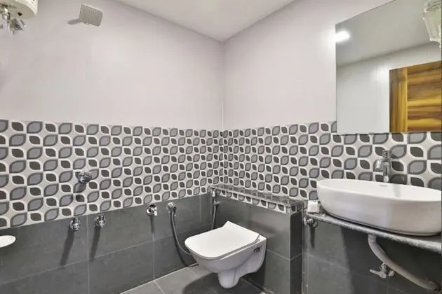 Deluxe Tek Büyük Yataklı Oda, Şehir Manzaralı