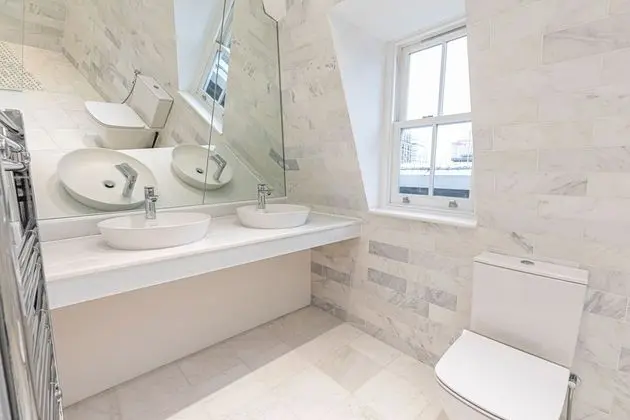 Çatı Katı Süiti (Penthouse), Banyolu/Duşlu