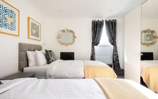 Apart Daire, 4 Yatak Odası, Sigara İçilmez