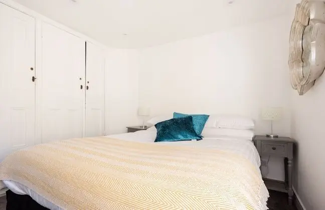 Apart Daire, 4 Yatak Odası, Sigara İçilmez