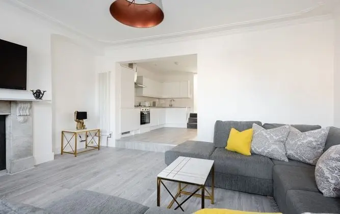 Apart Daire, 4 Yatak Odası, Sigara İçilmez