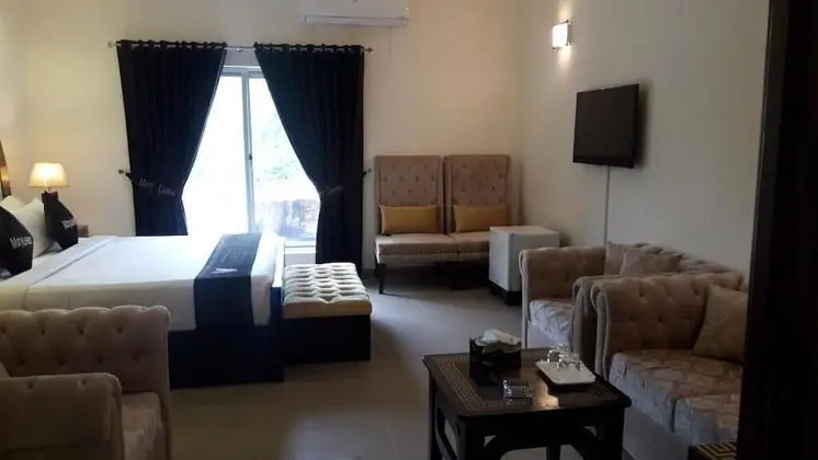 Deluxe Tek Büyük Yataklı Oda