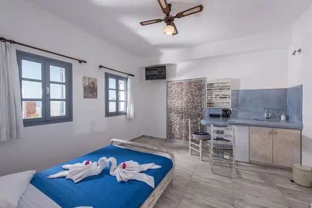Standard Üç Kişilik Oda, Deniz Manzaralı