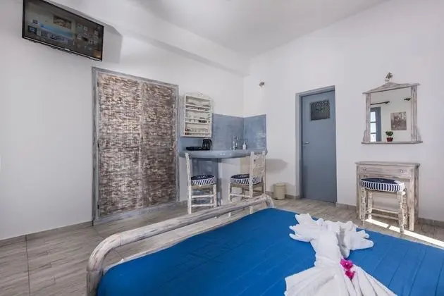 Standard Üç Kişilik Oda, Deniz Manzaralı