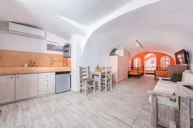 Traditional Apart Daire (Cave)