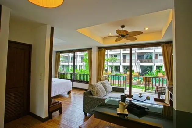 Pool View Suite