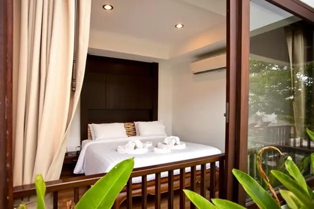 Tropical View Suite