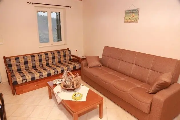 Traditional Ev, Birden Çok Yatak, Sigara İçilebilir, Deniz Manzaralı